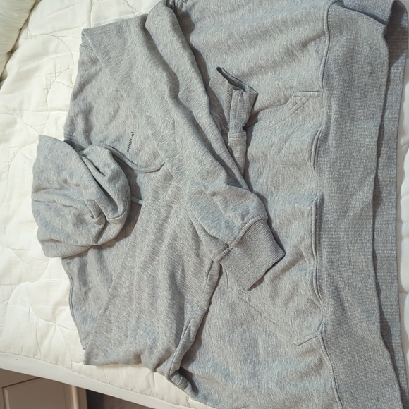 Divided H&M grey sweatshirt - Picture 1 of 3